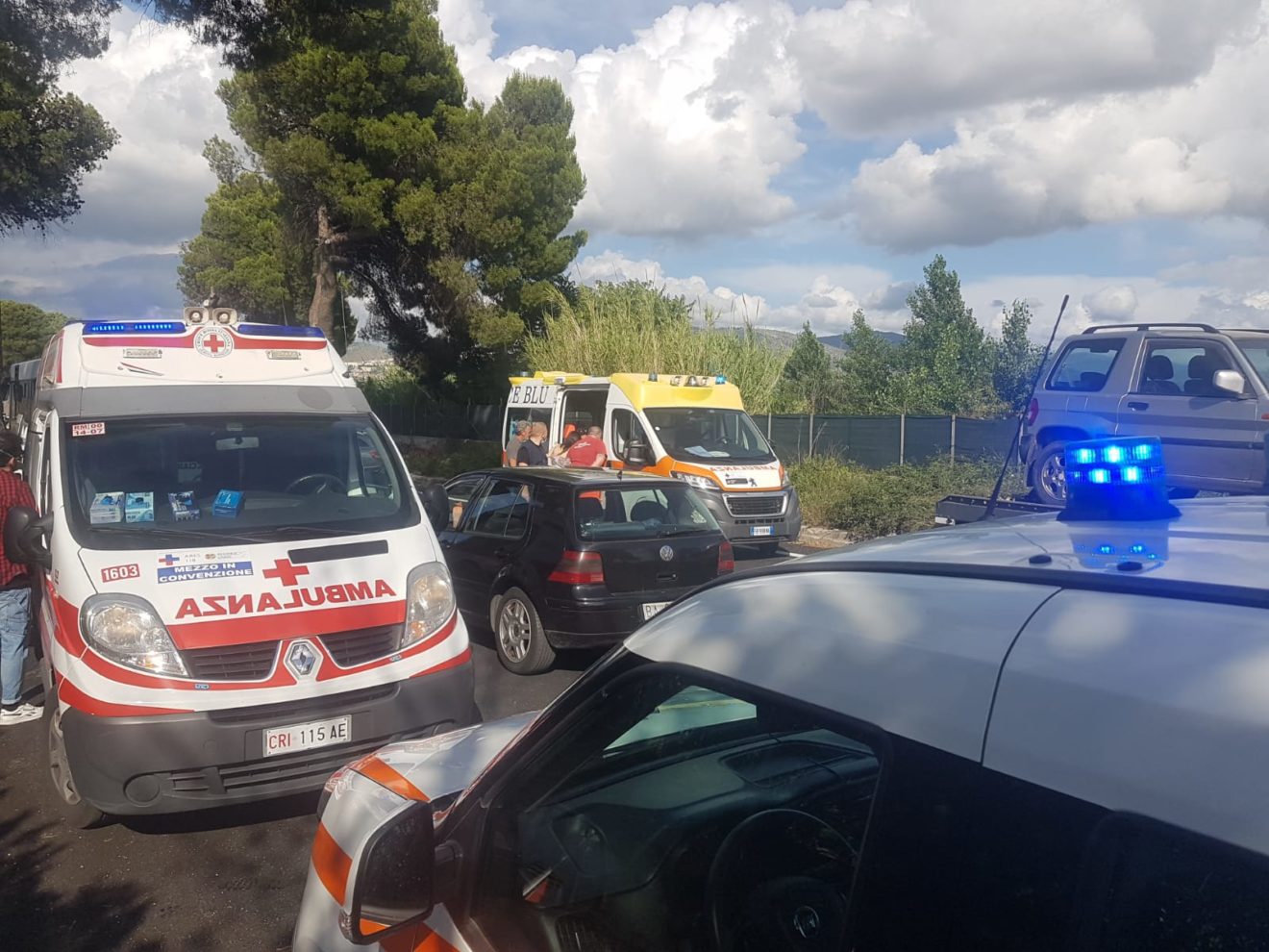 TIVOLI Scontro autocarro attrezzi, carambola sulla