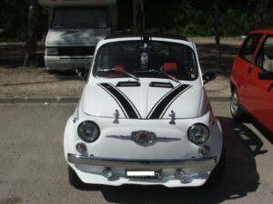 Una super Fiat 500 storica del Club Motori d'Altri Tempi